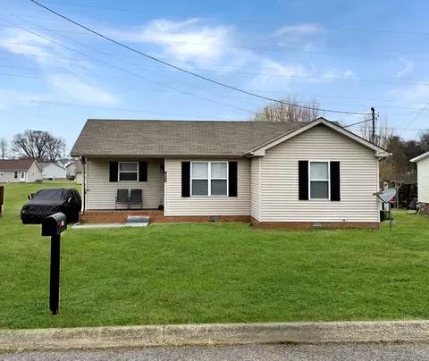 1977 Timberline Cir, Oak Grove, KY 42262