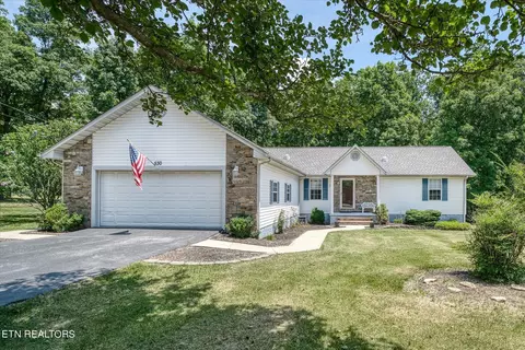 530 Snead Dr, Crossville, TN 38558