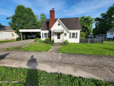 312 S Chamberlain Ave, Rockwood, TN 37854