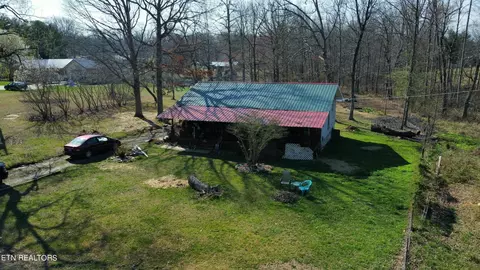 9976 Harrison Ferry Rd, Mcminnville, TN 37110