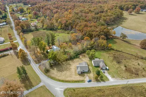 2339 Bowman Loop, Crossville, TN 38571