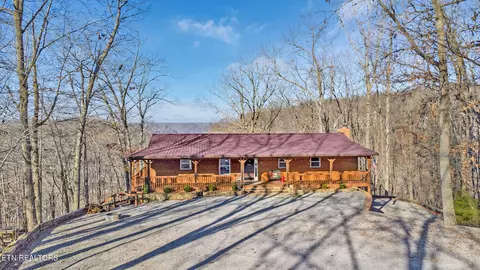 1375 Back Bone Rd, Sparta, TN 38583