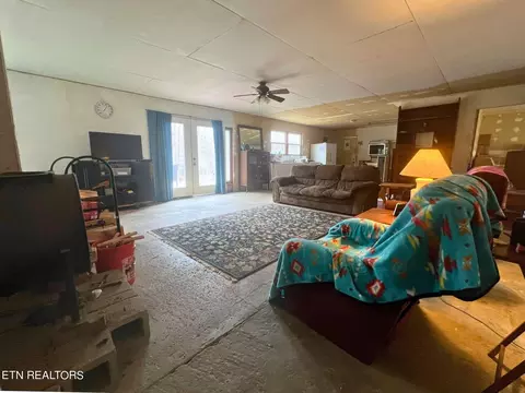 109 Nelson Rd, Lancing, TN 37770 photo 10