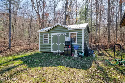 109 Nelson Rd, Lancing, TN 37770 photo 7
