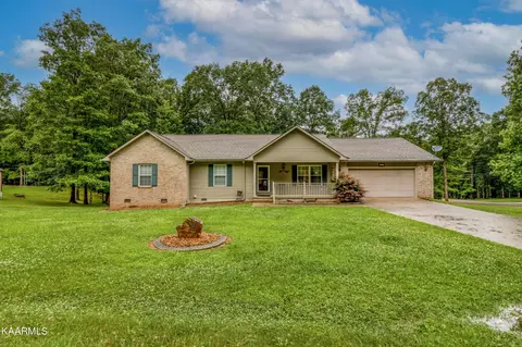 223 Obed Pt, Crossville, TN 38571