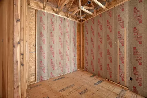 Bedroom - 147 Dunrobin Ct, Sparta, TN 38583 photo 7 of 8