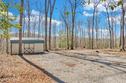 4150 Chapel Hill Rd, Crawford, TN 38554