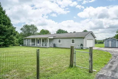 1007 Fredonia Rd, Crossville, TN 38571