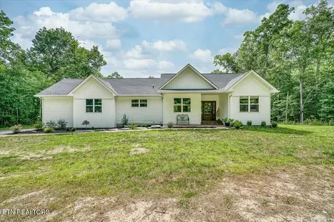 82 Isabela Ln, Crossville, TN 38572