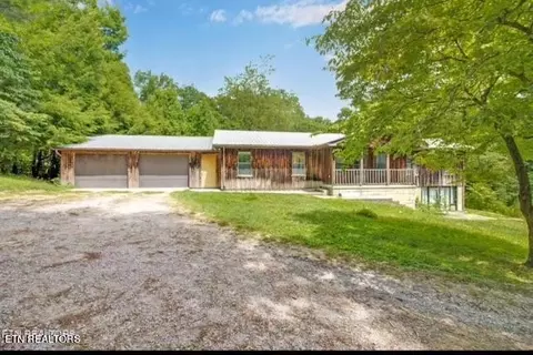 1435 W Cove Rd, Jamestown, TN 38556