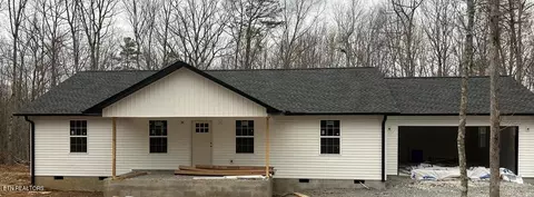 401 Swallows Xing, Grimsley, TN 38565