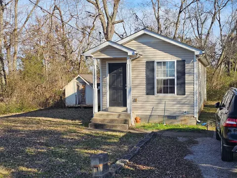 1346 Searcy St, Murfreesboro, TN 37129