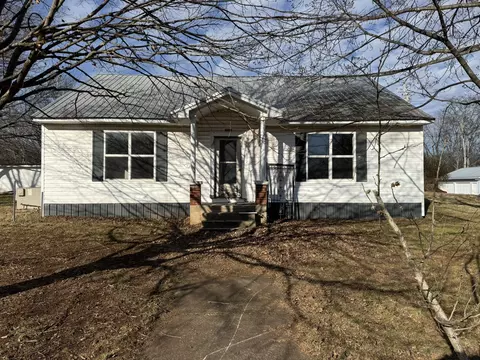 212 Myers St, Cowan, TN 37318