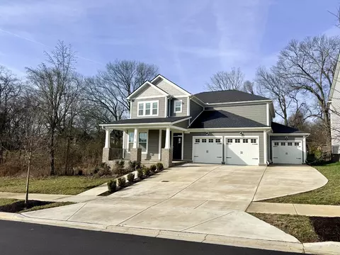 531 Gingerwood Ln, Hendersonville, TN 37075