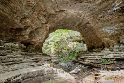 299 Natural Bridge Park Rd, Waynesboro, TN 38485