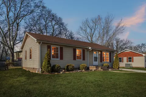 605 Hazelwood Pk, Lebanon, TN 37087