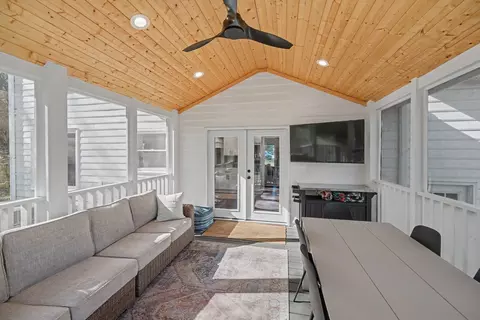 Exterior - 205 Gloucester Ct, Franklin, TN 37064 photo 5 of 9