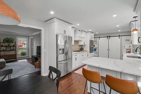 Kitchen - 205 Gloucester Ct, Franklin, TN 37064 photo 4 of 6