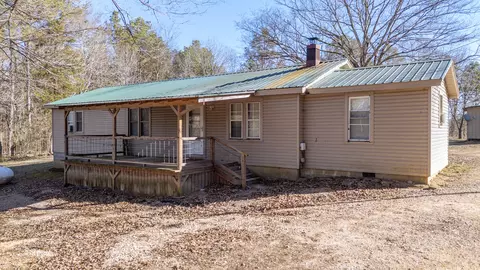 4415 Holland Creek Rd, Savannah, TN 38372