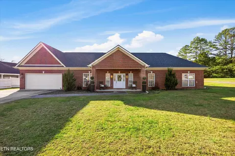 103 Shagbark Ln, Oak Ridge, TN 37830