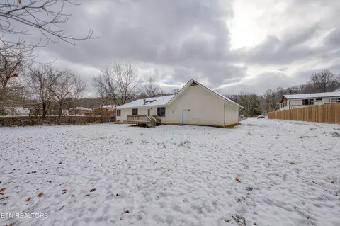 519 Irwin Dr, Powell, TN 37849 photo 9
