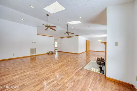 519 Irwin Dr, Powell, TN 37849 photo 26