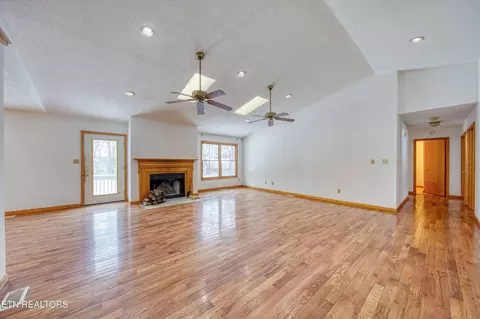 519 Irwin Dr, Powell, TN 37849 photo 29