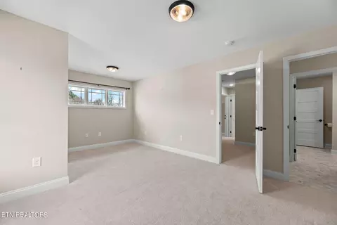 511 Villa Ln, Greeneville, TN 37745 photo 17