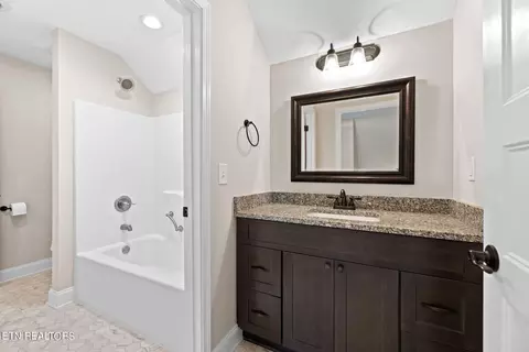 511 Villa Ln, Greeneville, TN 37745 photo 19