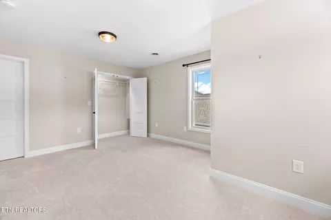 511 Villa Ln, Greeneville, TN 37745 photo 18