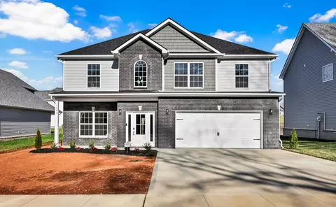 1607 Peacock Dr, Clarksville, TN 37043