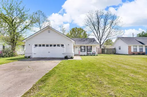 4331 Water Briar Rd, Millington, TN 38053