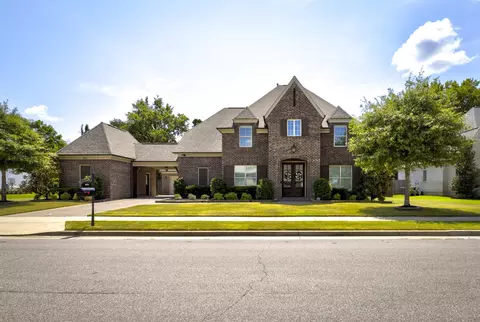 10713 Magnolia Park Cir, Collierville, TN 38017