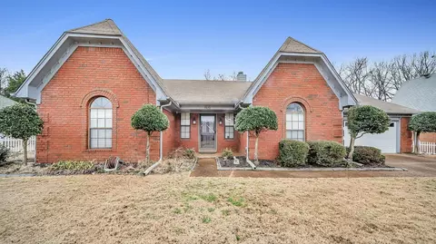3076 Guillory St, Memphis, TN 38134