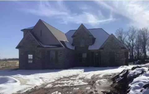1387 Armstrong Rd, Drummonds, TN 38023