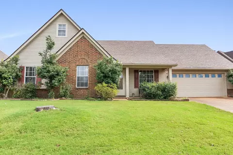 5046 Wolfchase Farms Pkwy, Arlington, TN 38002