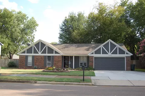 7885 Steven Franklin Dr, Memphis, TN 38133