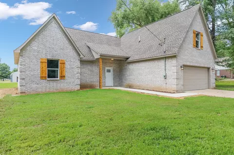 21 Mabel Ln, Atoka, TN 38004