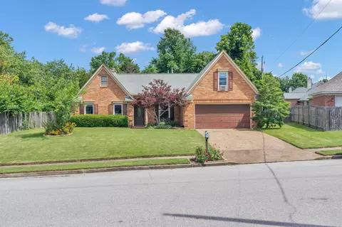 9066 Bellehurst Dr, Cordova, TN 38016