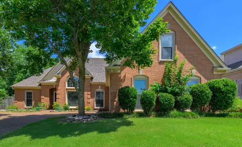 9012 Johnston St, Cordova, TN 38016