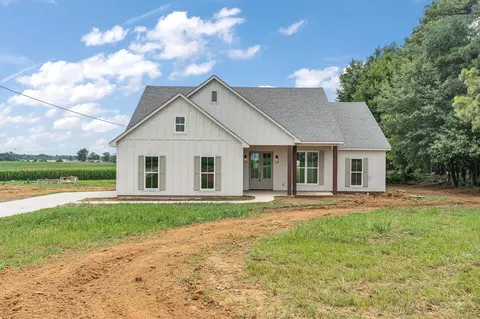 1015 Wortham Dr, Covington, TN 38019