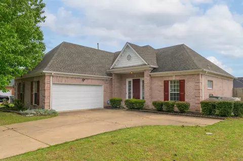 8375 Thor Rd, Cordova, TN 38018