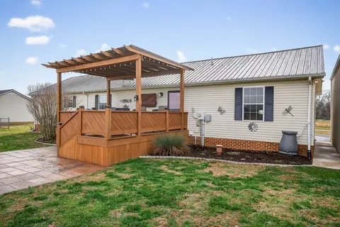 Exterior - 1445 Tom Grissom Rd, Morrison, TN 37357 photo 6 of 9