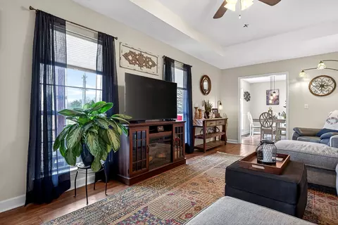 Living - 1445 Tom Grissom Rd, Morrison, TN 37357 photo 2 of 3