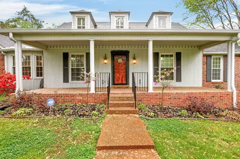 110 Pascal Dr, Mount Juliet, TN 37122 photo 2