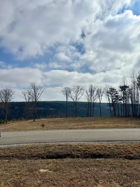 430 Crockett Loop, Jasper, TN 37347 photo 6