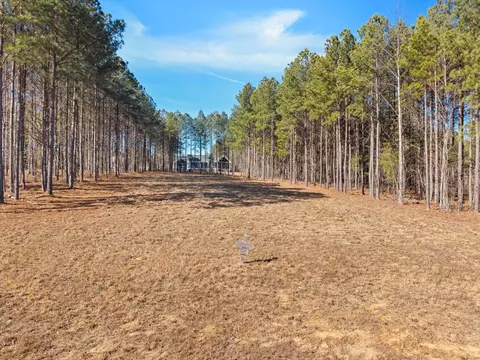 430 Crockett Loop, Jasper, TN 37347 photo 3