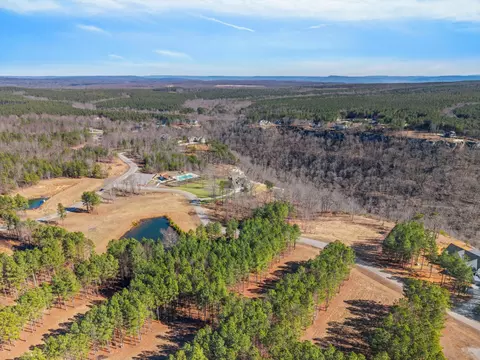 430 Crockett Loop, Jasper, TN 37347 photo 10