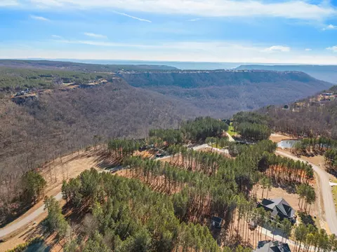 430 Crockett Loop, Jasper, TN 37347 photo 12