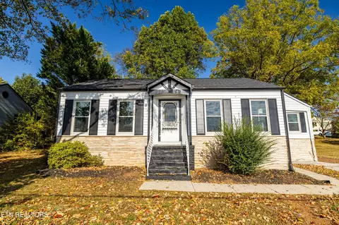 1309 Everette Ave, Maryville, TN 37804